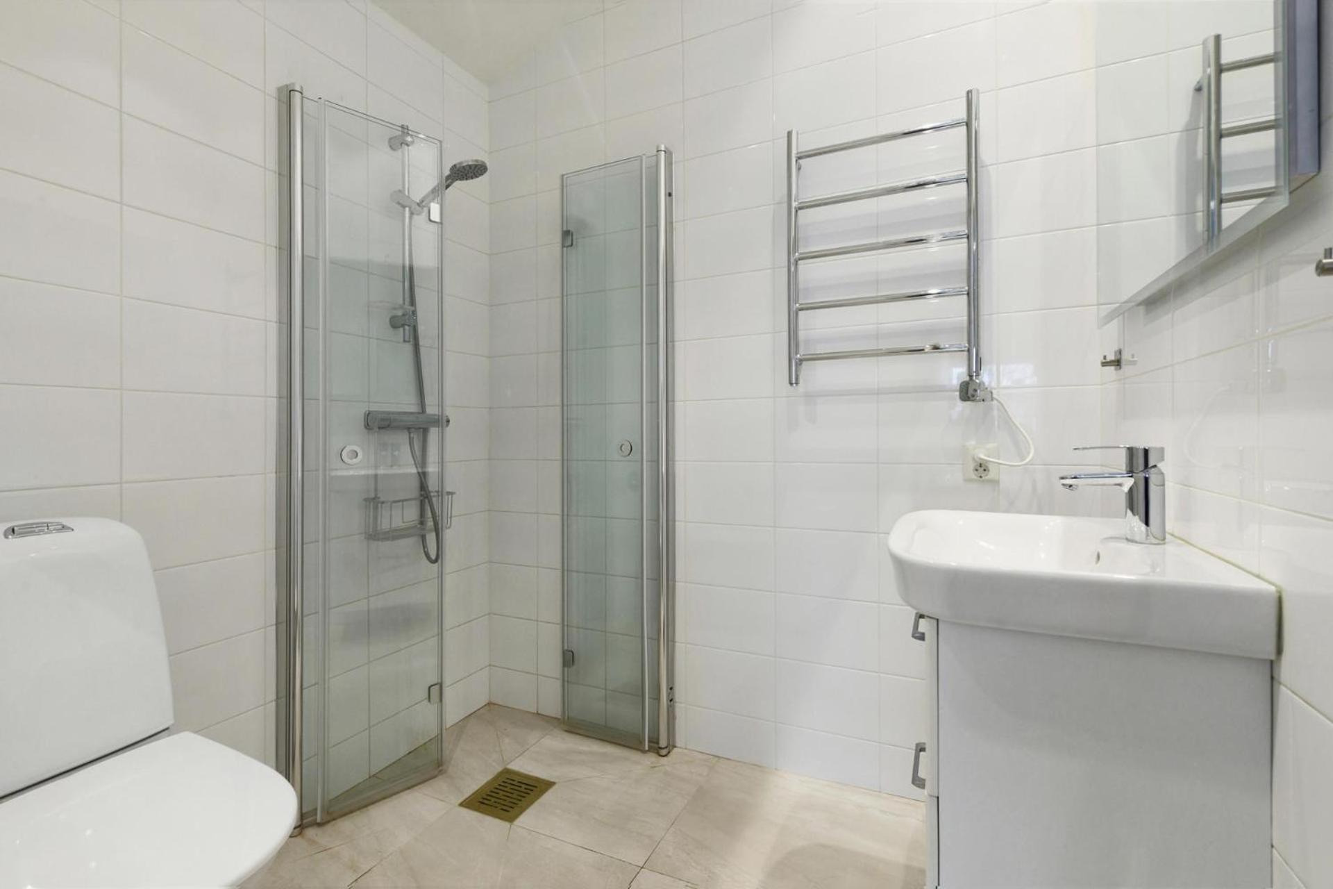 Egen Villa I Centrala Gaevle - Park House 5A Eksteriør billede